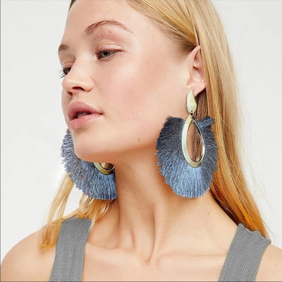 Coffee Bohemian Sector Shape Tassel earrings - Picture 3 of 3